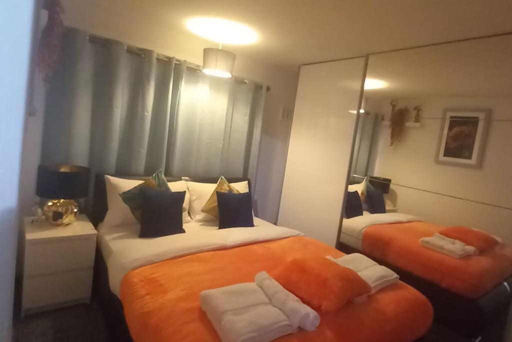 Golden Plush Suites - Beautiful Luxury 3 Bed House In Leicester Exterior photo